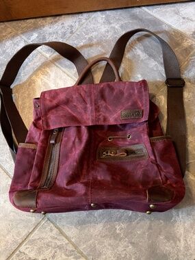 Della Q Waxed Canvas Backpack
